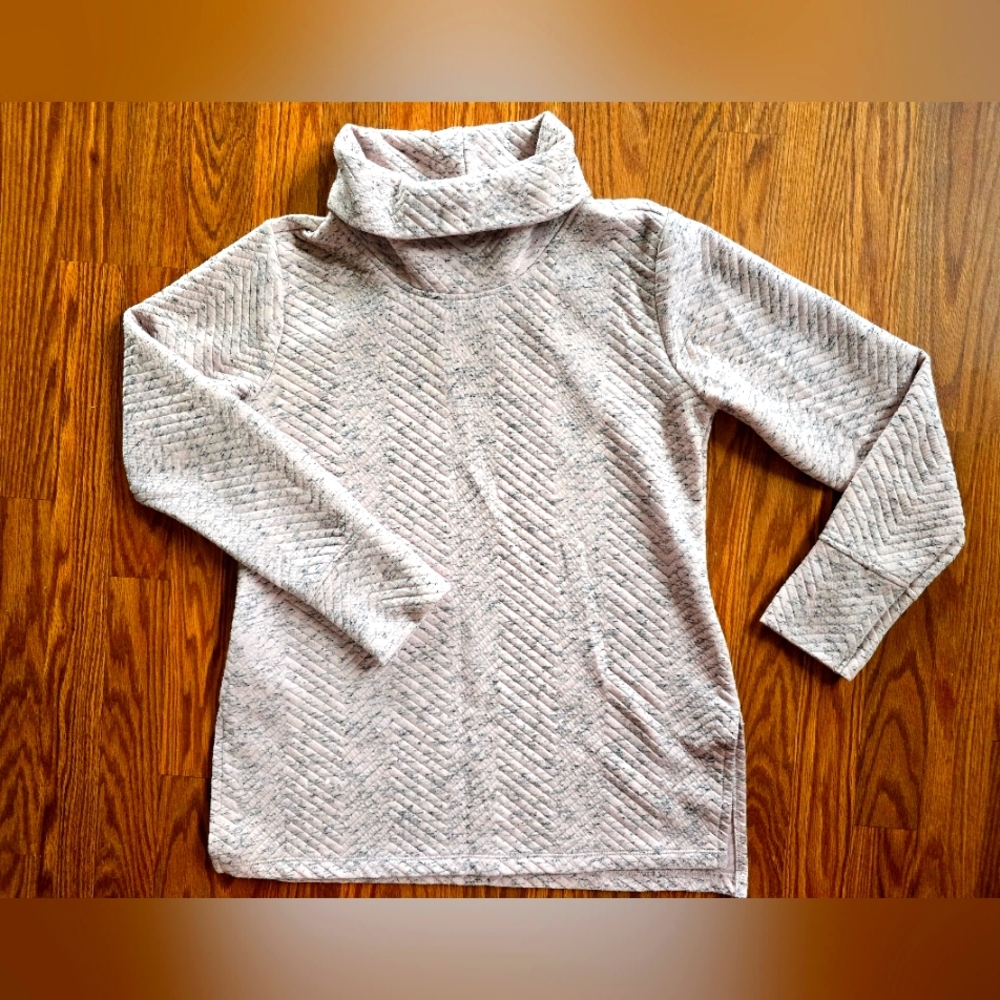 Women's Reebok Sweater - Picture 1 of 2